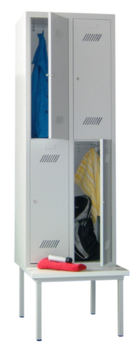 PAVOY Locker Basis lichtgrijs met bank + 2x2 vakken, vakbreedte 300 mm