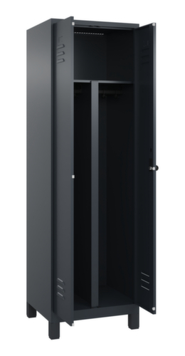 C+P Locker met zitbank Classic Plus voor scheiding van kleding, vakbreedte 300 mm  L