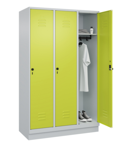 C+P locker Classic Plus met 3 vakken, vakbreedte 400 mm  L