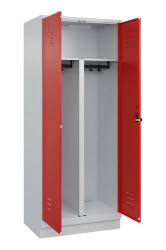 C+P Locker met zitbank Classic Plus voor scheiding van kleding, vakbreedte 400 mm  L