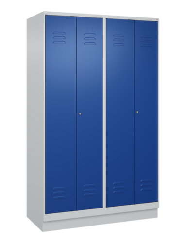 C+P Locker met zitbank Classic Plus voor scheiding van kleding, vakbreedte 300 mm