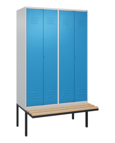 C+P Locker met zitbank Classic Plus voor scheiding van kleding, vakbreedte 300 mm