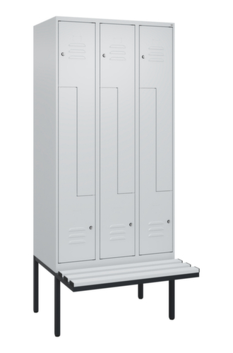 C+P Z-locker Classic Plus met ondergebouwde bank, vakbreedte 300 mm