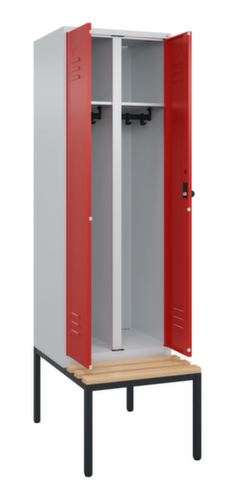 C+P Locker met zitbank Classic Plus voor scheiding van kleding, vakbreedte 300 mm  L