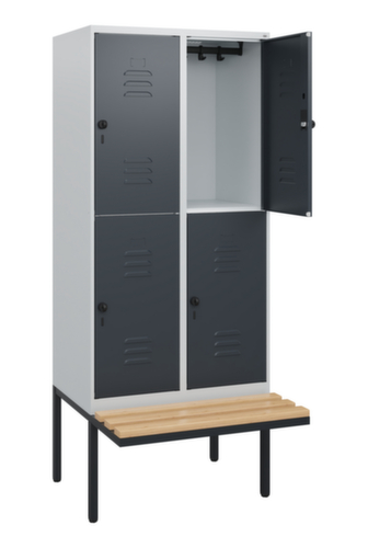 C+P dubbeldekse locker Classic Plus met bank, vakbreedte 400 mm  L