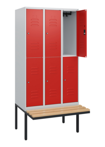 C+P dubbeldekse locker Classic Plus met bank, vakbreedte 300 mm  L