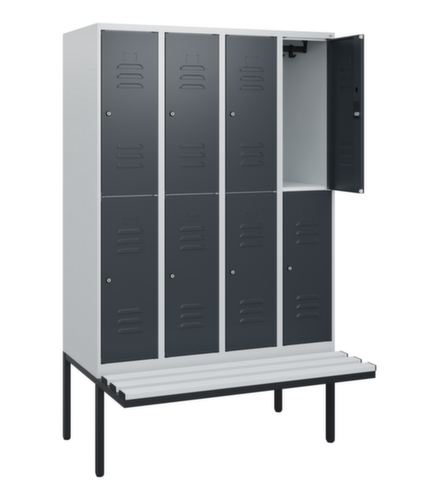 C+P dubbeldekse locker Classic Plus met bank, vakbreedte 300 mm  L