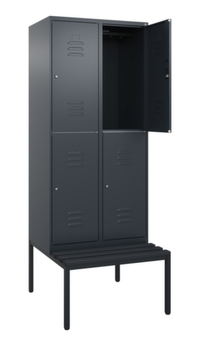 C+P dubbeldekse locker Classic Plus met bank, vakbreedte 400 mm  L