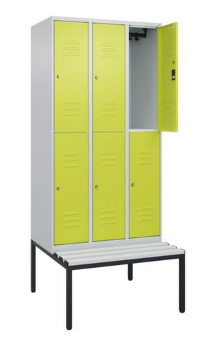 C+P dubbeldekse locker Classic Plus met bank, vakbreedte 300 mm  L