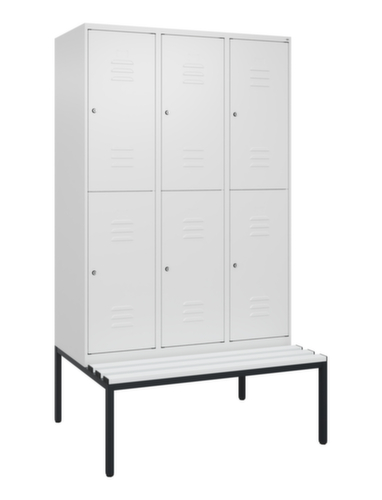 C+P dubbeldekse locker Classic Plus met bank, vakbreedte 400 mm