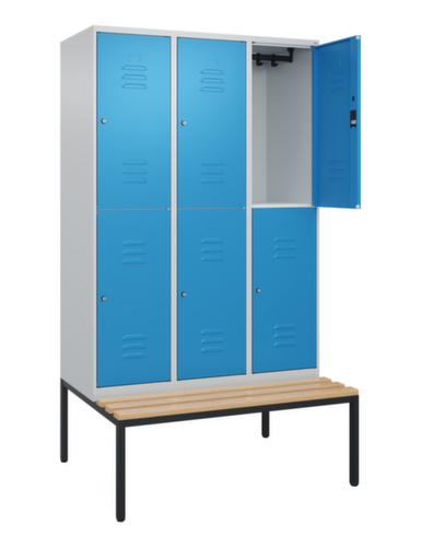 C+P dubbeldekse locker Classic Plus met bank, vakbreedte 400 mm  L