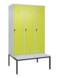 C+P Locker met zitbank Classic Plus voor scheiding van kleding, vakbreedte 400 mm