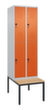 C+P dubbeldekse locker Classic Plus met bank, vakbreedte 300 mm