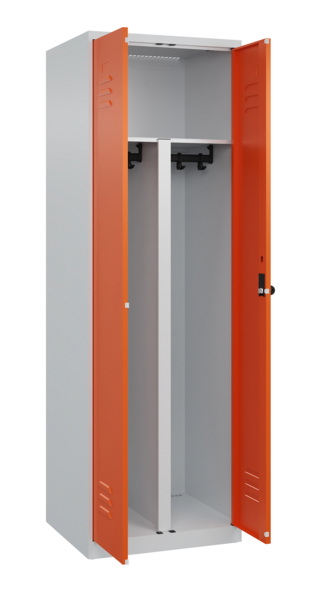 C+P Locker met zitbank Classic Plus voor scheiding van kleding, vakbreedte 300 mm  ZOOM