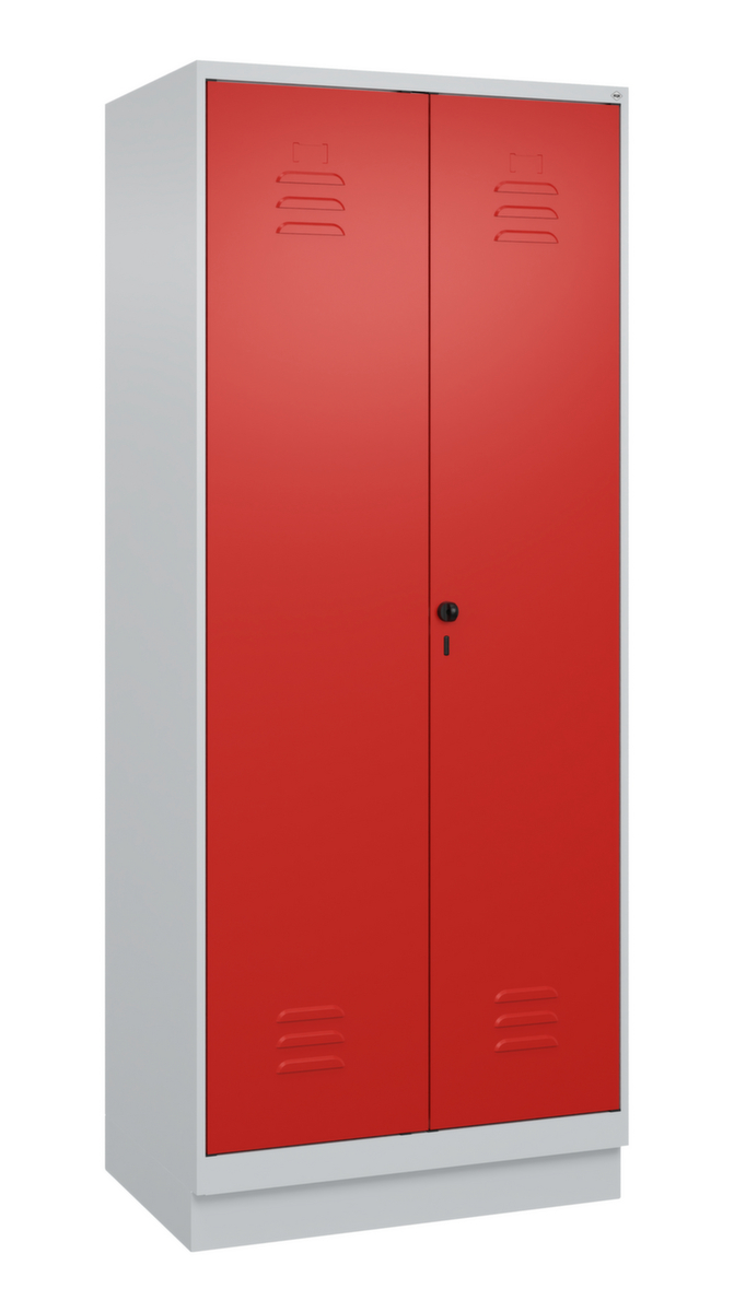 C+P Locker met zitbank Classic Plus voor scheiding van kleding, vakbreedte 400 mm