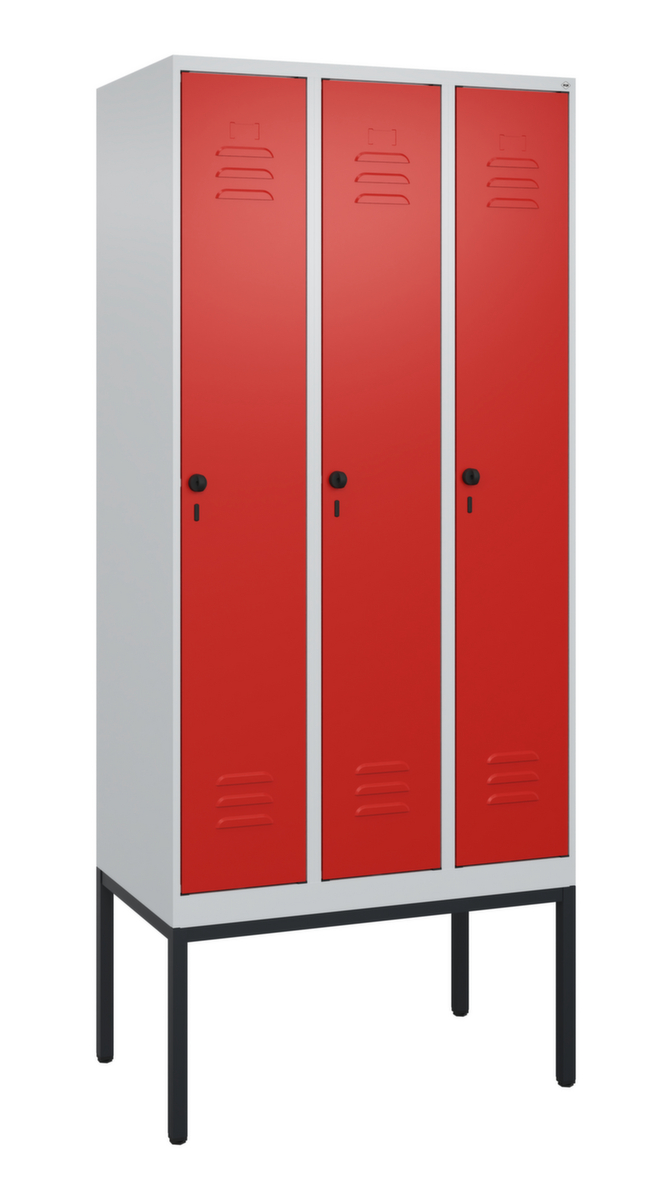 C+P Locker Classic Plus voor scheiding van kleding, vakbreedte 300 mm