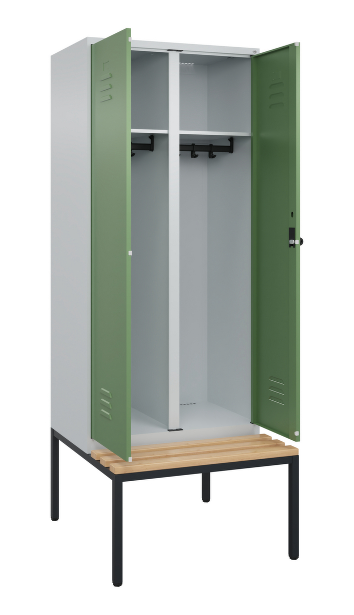 C+P Locker met zitbank Classic Plus voor scheiding van kleding, vakbreedte 400 mm  ZOOM