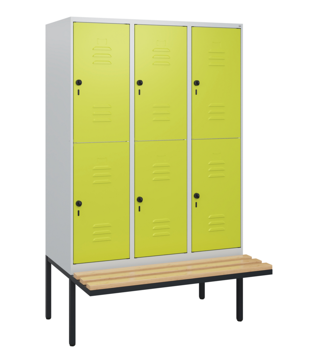 C+P dubbeldekse locker Classic Plus met bank, vakbreedte 400 mm