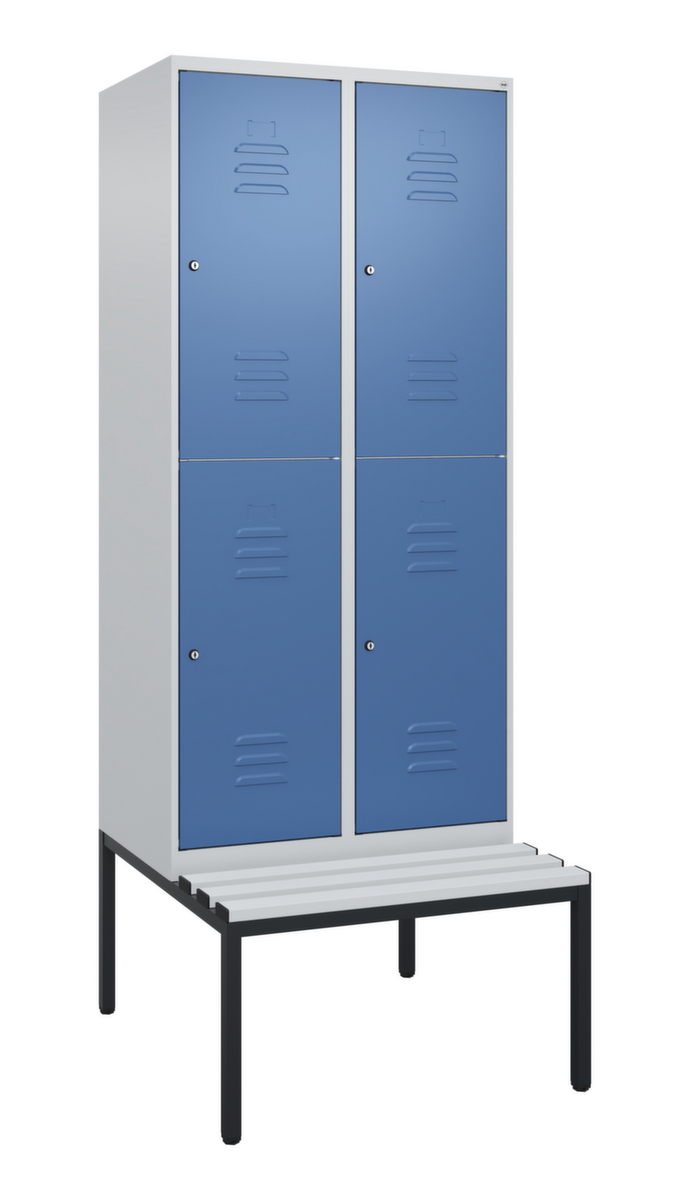 C+P dubbeldekse locker Classic Plus met bank, vakbreedte 400 mm