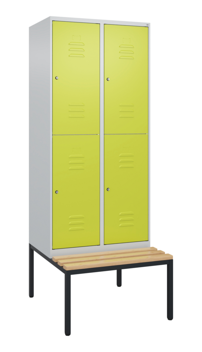 C+P dubbeldekse locker Classic Plus met bank, vakbreedte 400 mm