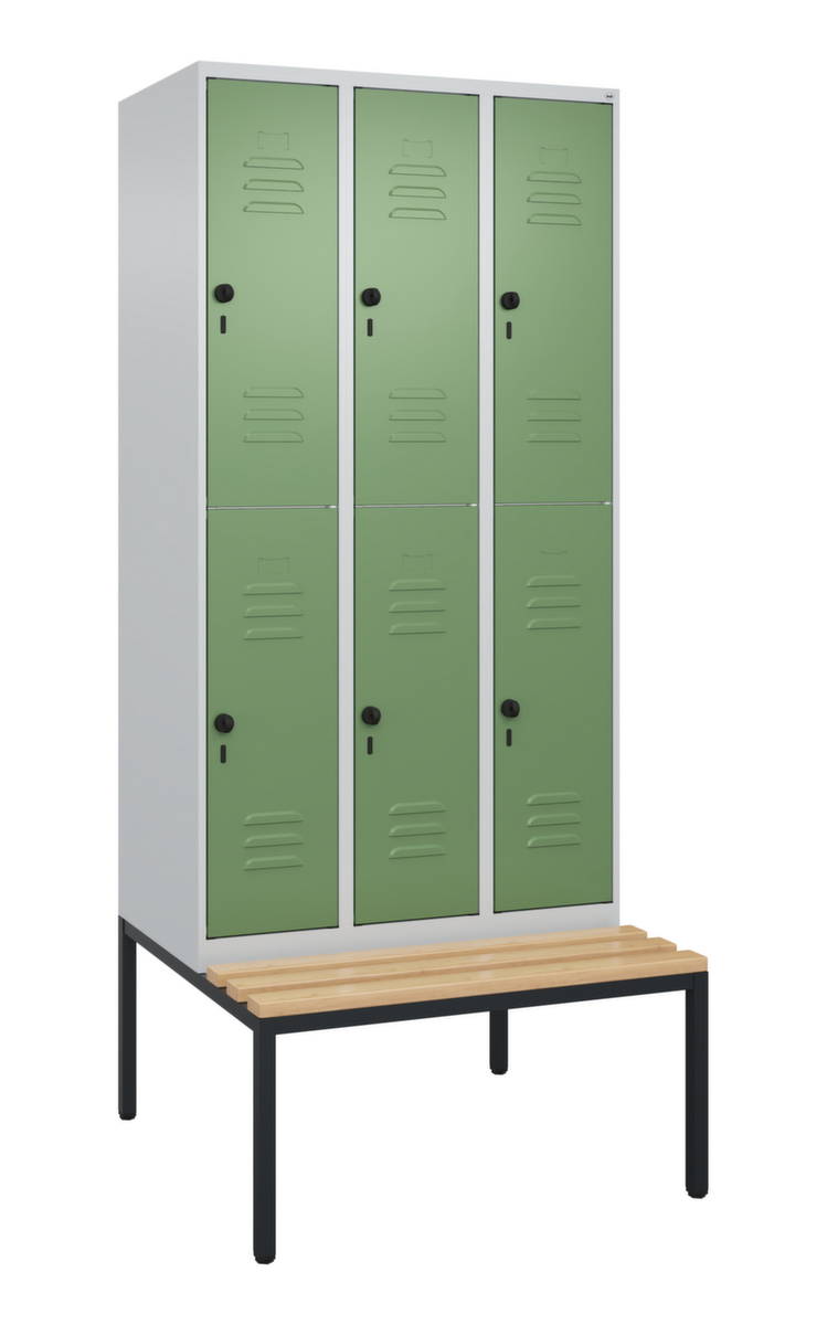 C+P dubbeldekse locker Classic Plus met bank, vakbreedte 300 mm